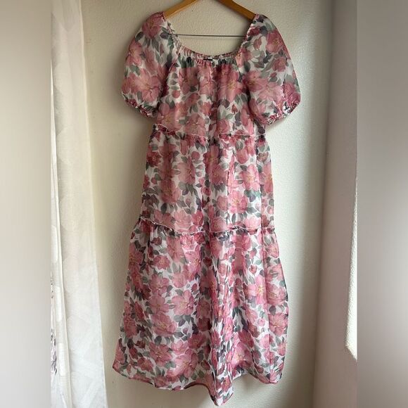 Piper and Scoot | Floral Blush Dress - Picture 2 of 5